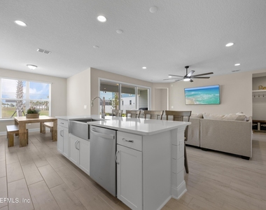 205 Seaside Vis Court - Photo Thumbnail 10
