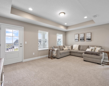 205 Seaside Vis Court - Photo Thumbnail 12