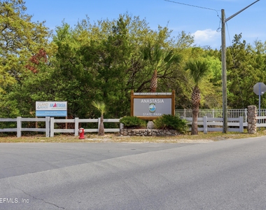 205 Seaside Vis Court - Photo Thumbnail 37