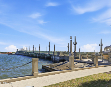 205 Seaside Vis Court - Photo Thumbnail 63