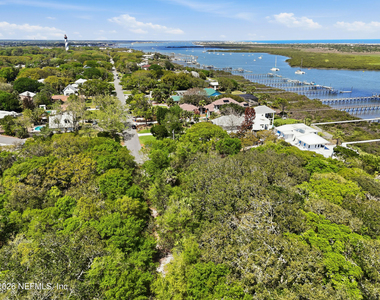 205 Seaside Vis Court - Photo Thumbnail 40