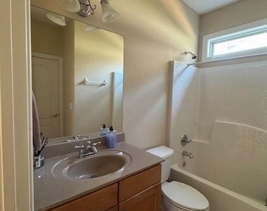 2065 Manor View - Photo Thumbnail 12
