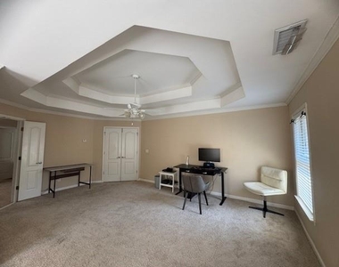 2065 Manor View - Photo Thumbnail 13