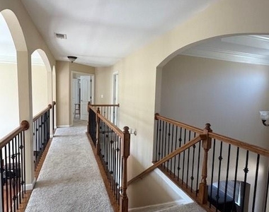 2065 Manor View - Photo Thumbnail 7