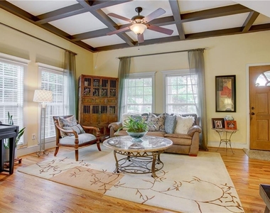 1449 Mcpherson Avenue Se - Photo Thumbnail 7