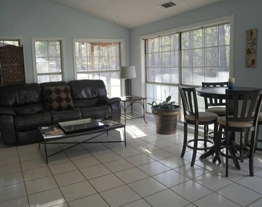 5043 Blackberry Lane - Photo Thumbnail 5