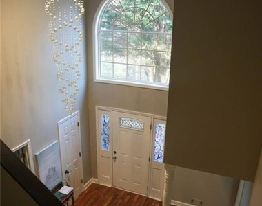 5043 Blackberry Lane - Photo Thumbnail 11