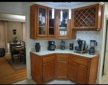 5043 Blackberry Lane - Photo Thumbnail 4