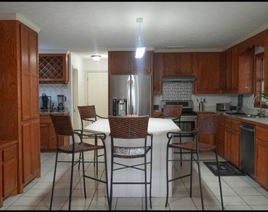 5043 Blackberry Lane - Photo Thumbnail 3
