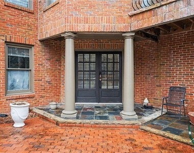 1917 N Decatur Road - Photo Thumbnail 2