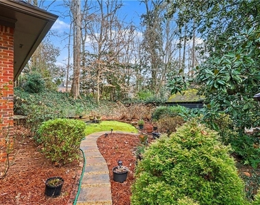 1917 N Decatur Road - Photo Thumbnail 24