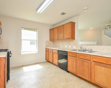 20726 Hardwick Oaks Drive - Photo Thumbnail 8