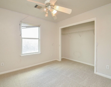 20726 Hardwick Oaks Drive - Photo Thumbnail 14
