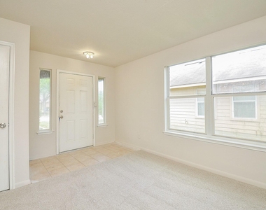 20726 Hardwick Oaks Drive - Photo Thumbnail 3