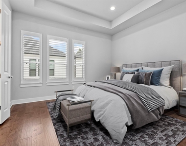 909 Oak Street - Photo Thumbnail 18