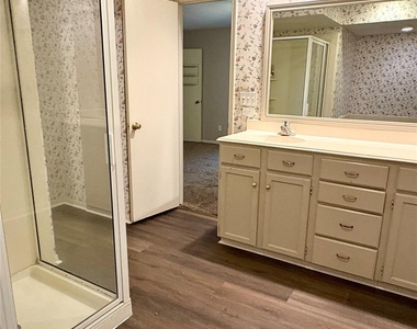 14213 Lost Meadow Lane - Photo Thumbnail 27