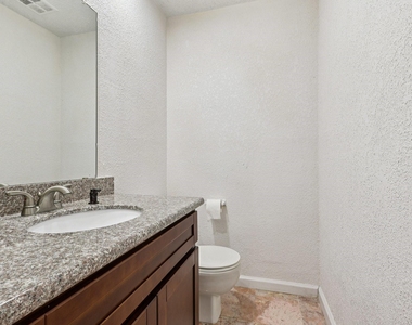 7700 Creekbend Drive - Photo Thumbnail 17