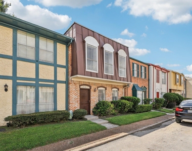7700 Creekbend Drive - Photo Thumbnail 1