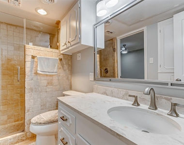 7600 Burgoyne Road - Photo Thumbnail 17