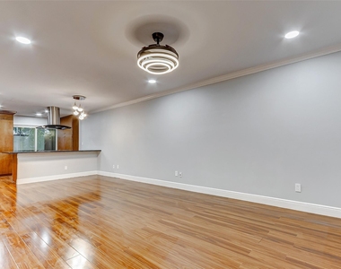 7600 Burgoyne Road - Photo Thumbnail 3