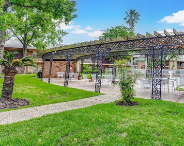 7600 Burgoyne Road - Photo Thumbnail 29