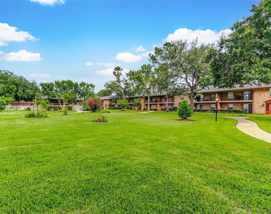 7600 Burgoyne Road - Photo Thumbnail 38