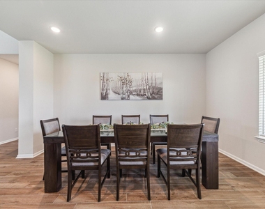 1523 Alpine Drive - Photo Thumbnail 3
