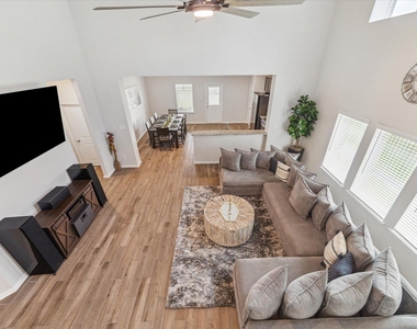 1523 Alpine Drive - Photo Thumbnail 8