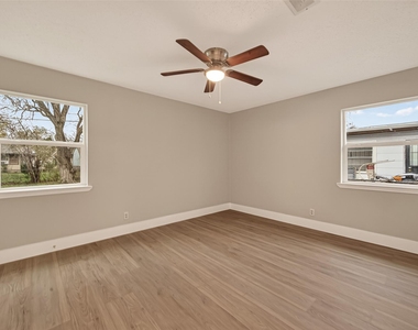 5833 Southlea Street - Photo Thumbnail 23