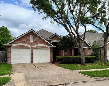 2711 Kimbleton Court - Photo Thumbnail 1