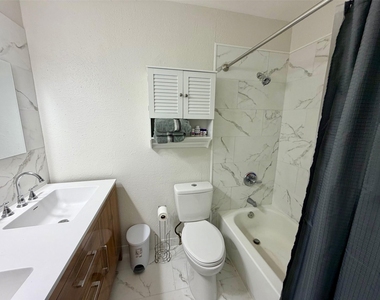 3300 Pebblebrook Drive - Photo Thumbnail 11