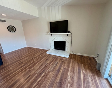 3300 Pebblebrook Drive - Photo Thumbnail 7