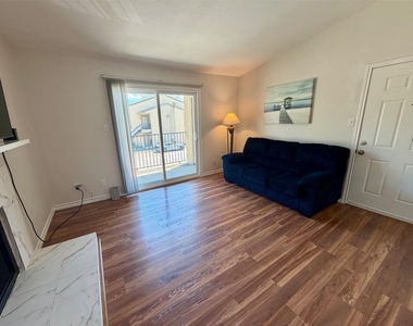 3300 Pebblebrook Drive - Photo Thumbnail 4