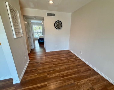3300 Pebblebrook Drive - Photo Thumbnail 20