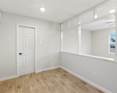 7010 Brownsville Street - Photo Thumbnail 13