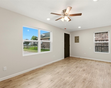 7010 Brownsville Street - Photo Thumbnail 6