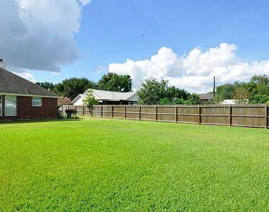 8715 Charity Street - Photo Thumbnail 14