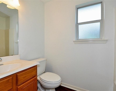 8715 Charity Street - Photo Thumbnail 10
