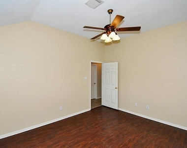 8715 Charity Street - Photo Thumbnail 9