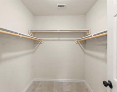 22019 Kenchester Drive - Photo Thumbnail 27