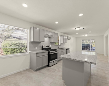 22019 Kenchester Drive - Photo Thumbnail 5