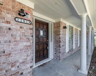 22019 Kenchester Drive - Photo Thumbnail 28