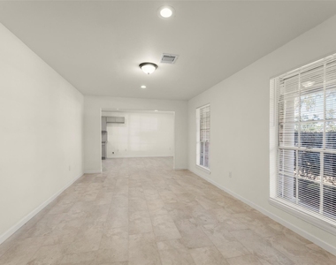 22019 Kenchester Drive - Photo Thumbnail 12