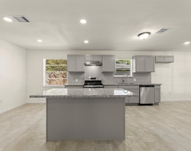 22019 Kenchester Drive - Photo Thumbnail 7