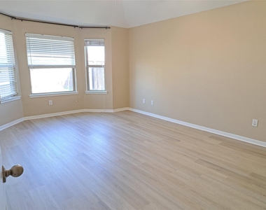 21910 Cascade Hollow Lane - Photo Thumbnail 17