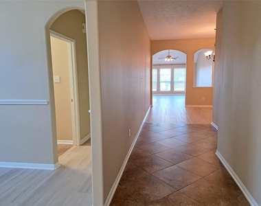 21910 Cascade Hollow Lane - Photo Thumbnail 1