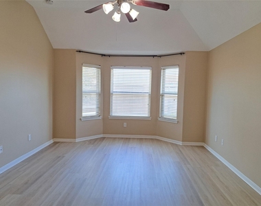 21910 Cascade Hollow Lane - Photo Thumbnail 19
