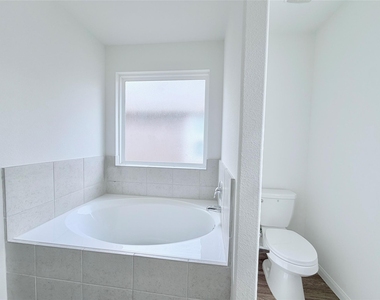 5715 Manning Creek Trail - Photo Thumbnail 20