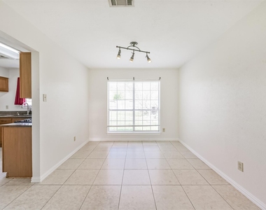 7063 River Garden Drive - Photo Thumbnail 9