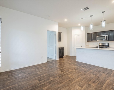 5110 Hedgerose Lane - Photo Thumbnail 11
